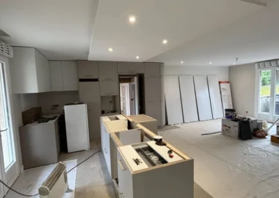 Travaux d’isolation ou de plâtrerie en cours