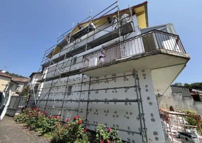 Travaux de restauration sur ouvrage ancien