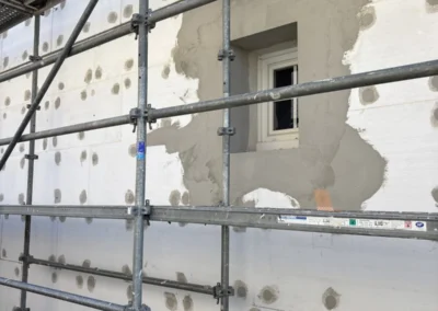 Travaux de plâtrerie sur murs intérieurs